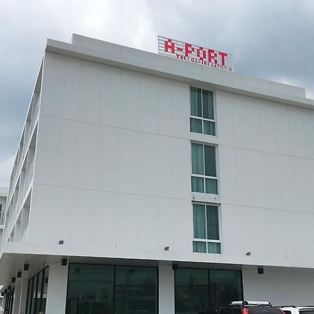 A-Port Hotel Банкок Екстериор снимка